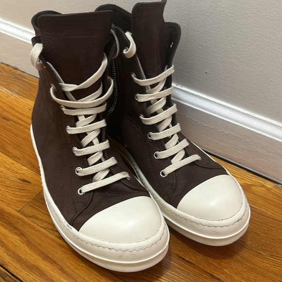 Size 7 men Rick Owen sneakers - Picture 2 of 3